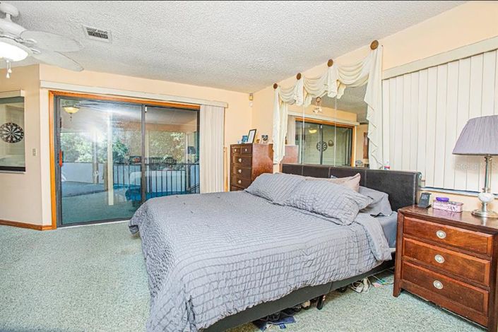 Image No.37-4 Bed Property for sale