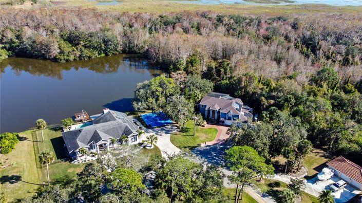 Image No.5-4 Bed Property for sale