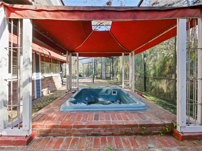 Image No.57-4 Bed Property for sale