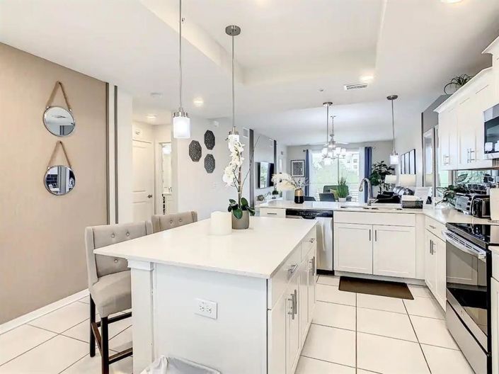 Image No.17-2 Bed Property for sale