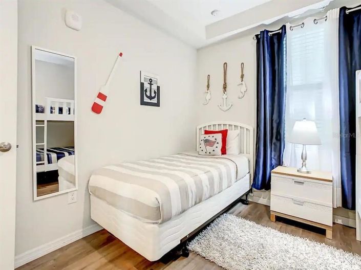 Image No.20-2 Bed Property for sale