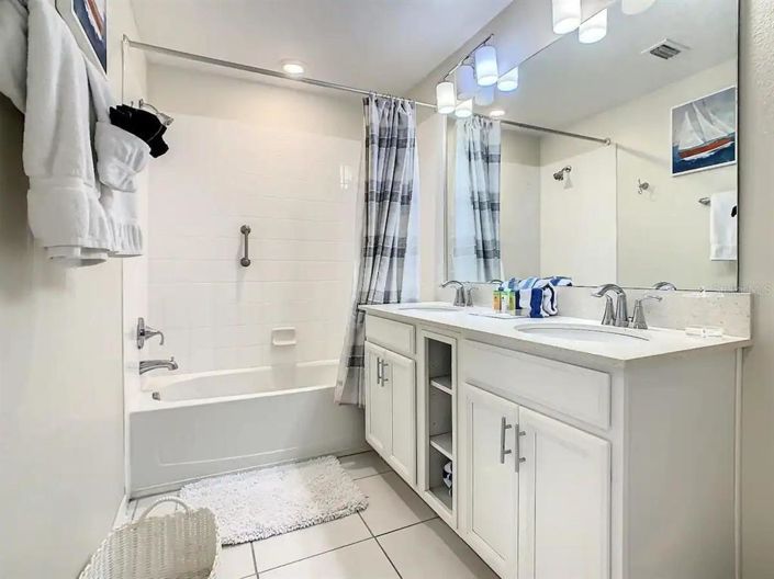 Image No.22-2 Bed Property for sale