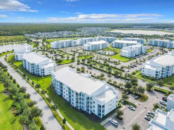 Image No.25-2 Bed Property for sale