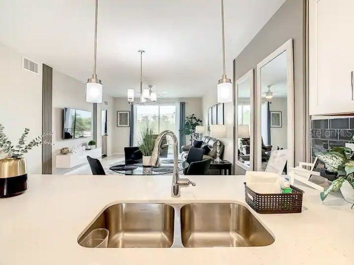 Image No.5-2 Bed Property for sale