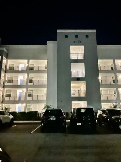 Image No.17-2 Bed Property for sale