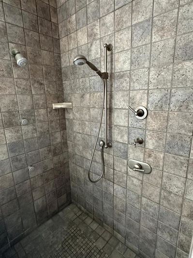 Image No.19-4 Bed Property for sale