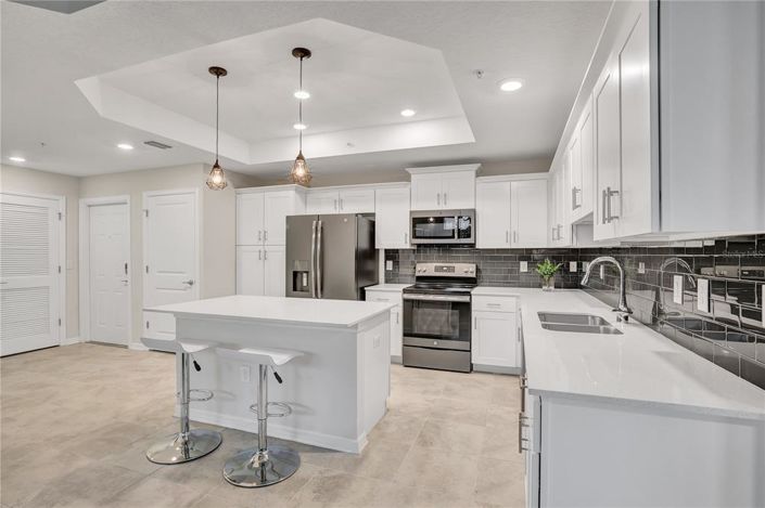 Image No.17-3 Bed Property for sale