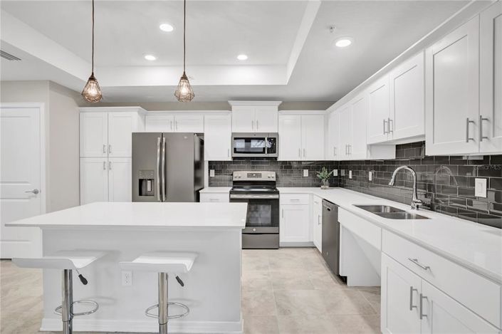 Image No.18-3 Bed Property for sale