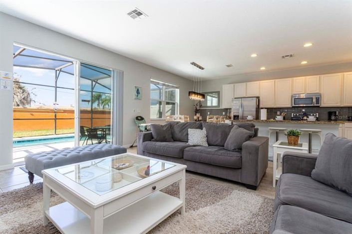 Image No.2-4 Bed Townhouse for sale