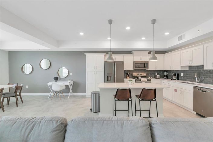 Image No.4-2 Bed Property for sale