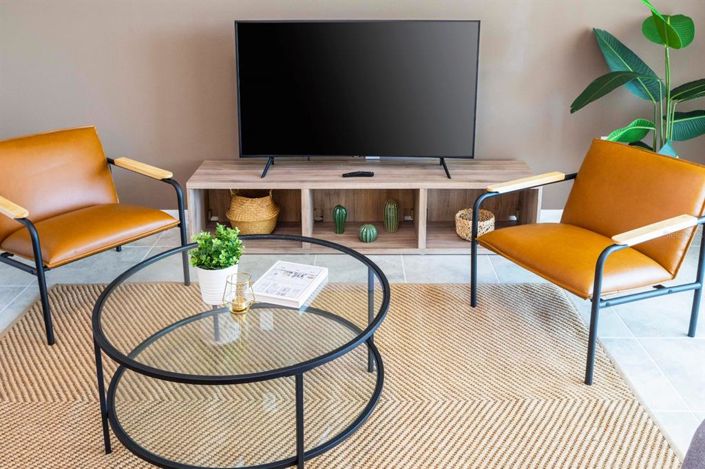 Image No.44-2 Bed Property for sale