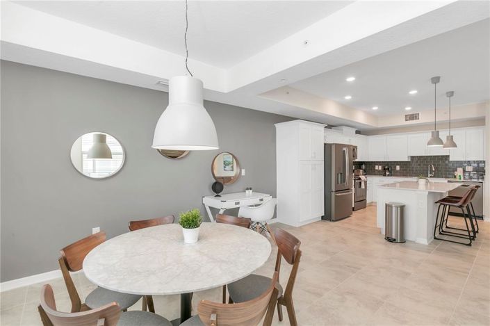 Image No.6-2 Bed Property for sale