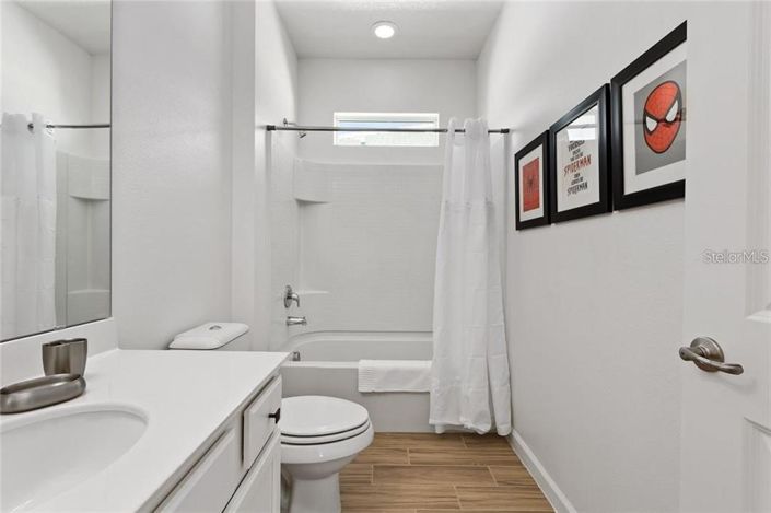 Image No.31-10 Bed Property for sale