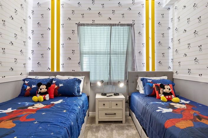 Image No.12-2 Bed Property for sale