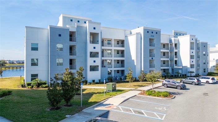 Image No.2-2 Bed Property for sale