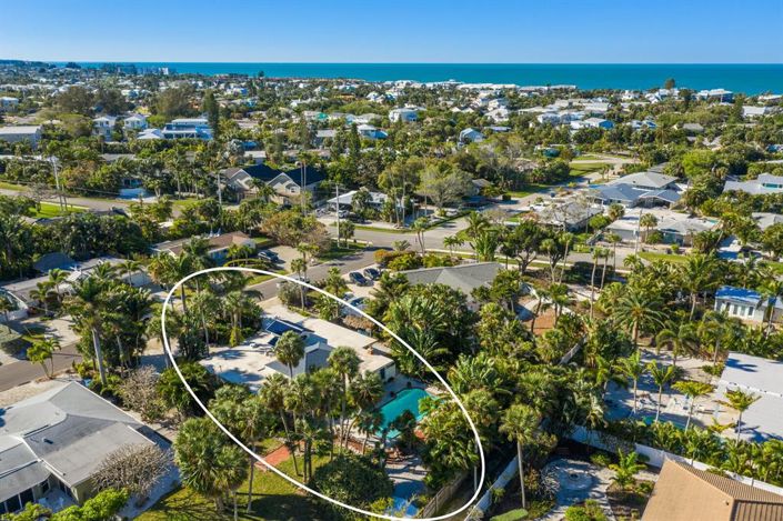 Image No.44-4 Bed Property for sale