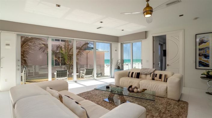 Image No.3-3 Bed Property for sale