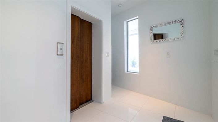 Image No.54-3 Bed Property for sale