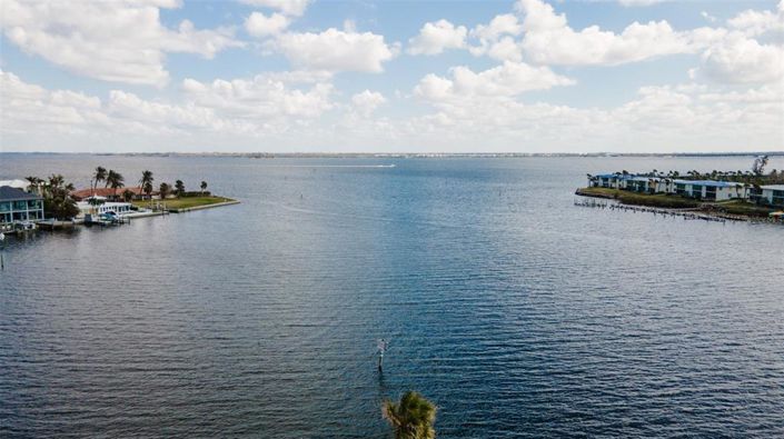 Image No.20-4 Bed Property for sale