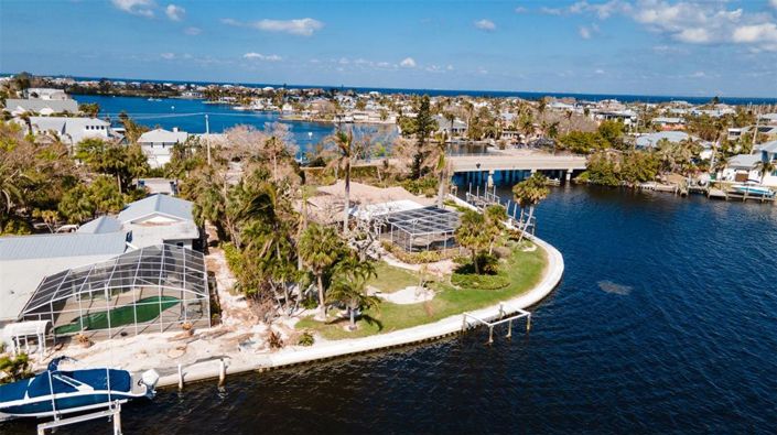 Image No.9-4 Bed Property for sale