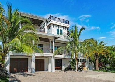 9 Bed Property for sale