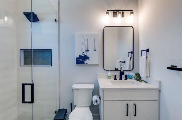 Image No.32-9 Bed Property for sale