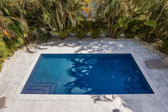 Image No.38-3 Bed Property for sale