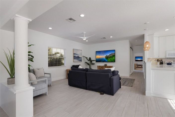 Image No.7-3 Bed Property for sale