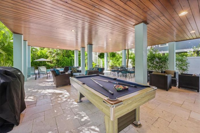 Image No.30-4 Bed Property for sale