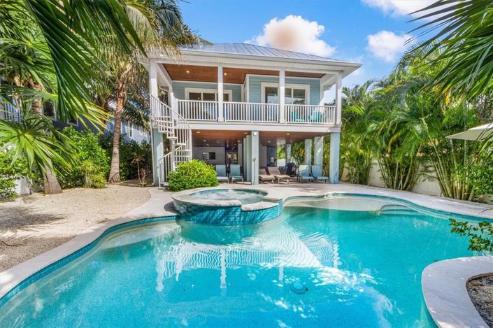 Image No.36-4 Bed Property for sale