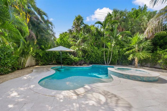 Image No.40-4 Bed Property for sale