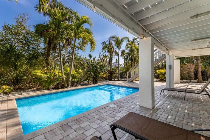 Image No.30-3 Bed Property for sale