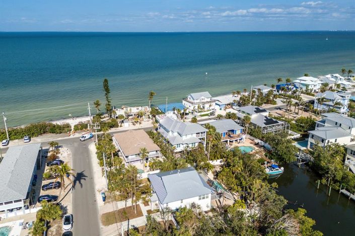 Image No.42-3 Bed Property for sale