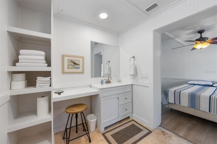 Image No.23-2 Bed Property for sale