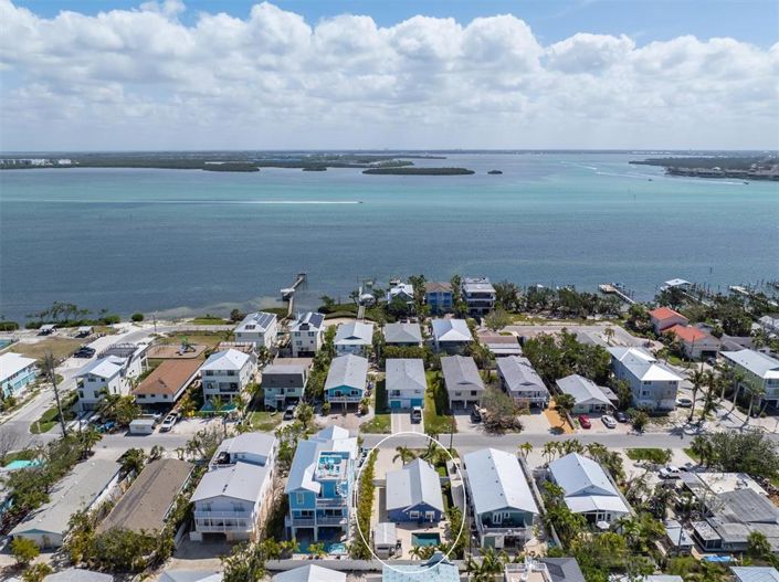 Image No.36-2 Bed Property for sale