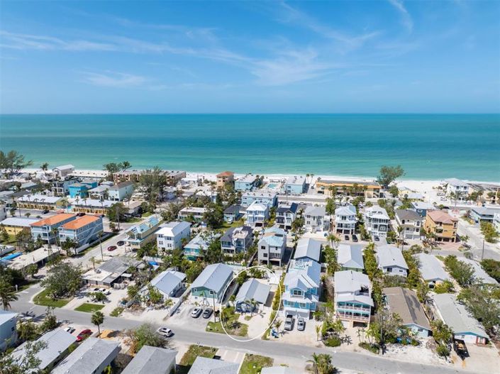 Image No.40-2 Bed Property for sale