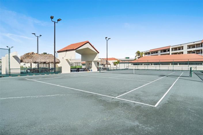 Image No.10-2 Bed Property for sale