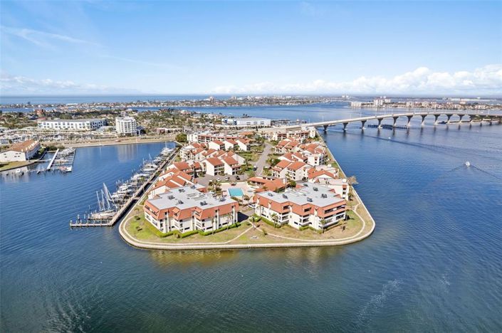 Image No.44-2 Bed Property for sale