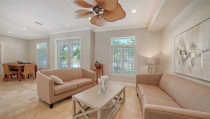 Image No.10-3 Bed Property for sale