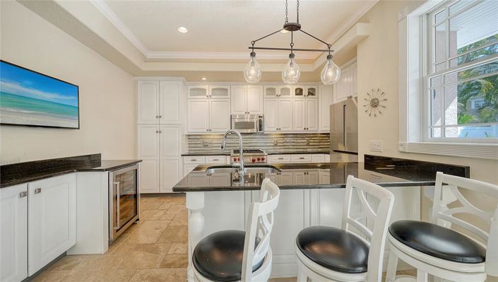 Image No.14-3 Bed Property for sale