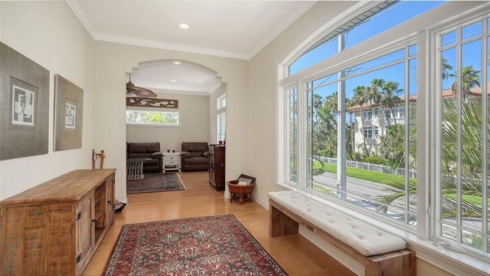 Image No.26-3 Bed Property for sale