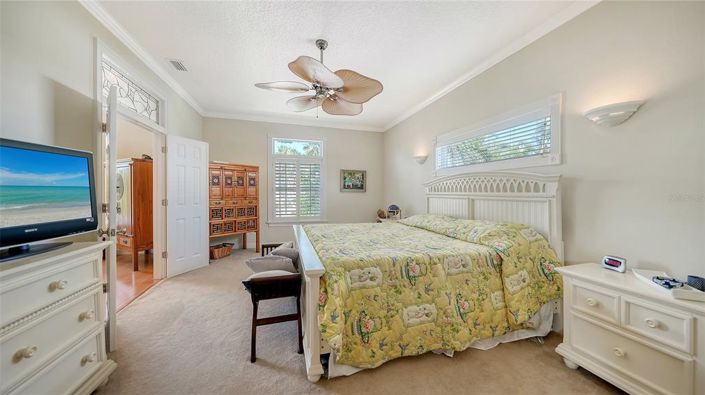 Image No.33-3 Bed Property for sale