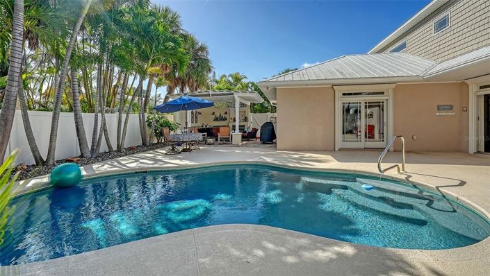 Image No.4-3 Bed Property for sale