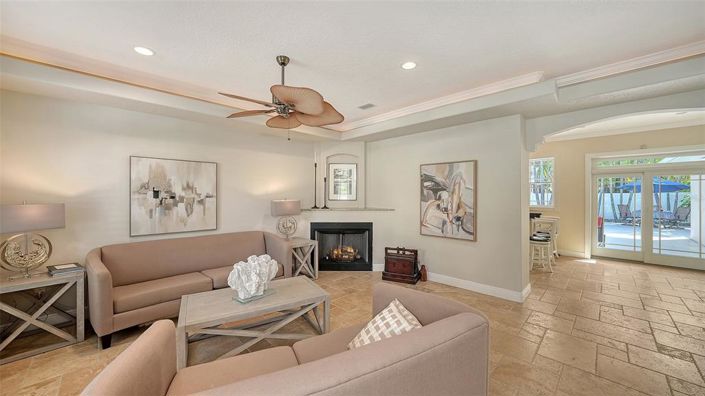 Image No.8-3 Bed Property for sale