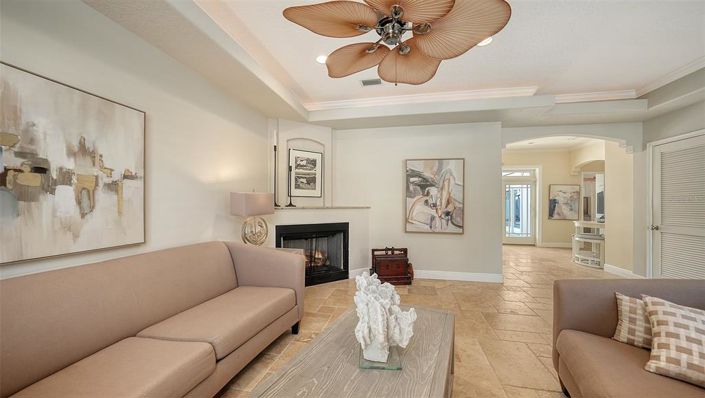 Image No.9-3 Bed Property for sale