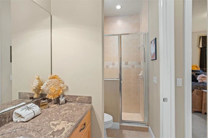 Image No.19-5 Bed Property for sale