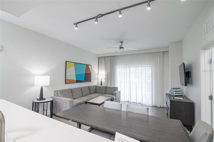 Image No.12-2 Bed Property for sale