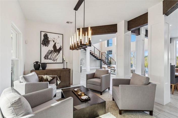 Image No.17-4 Bed Property for sale