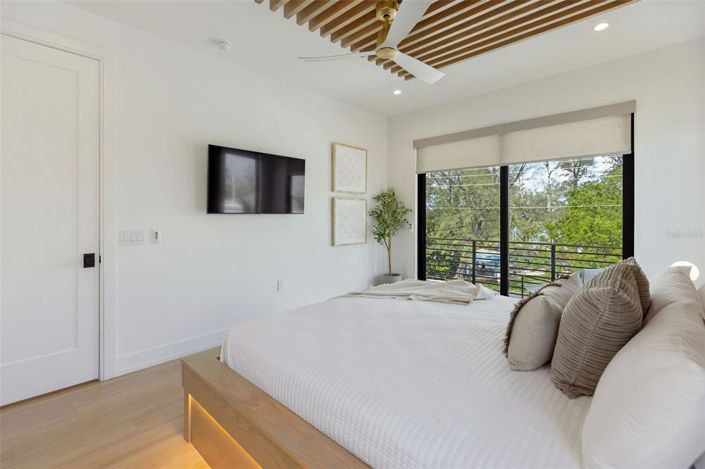 Image No.31-4 Bed Property for sale