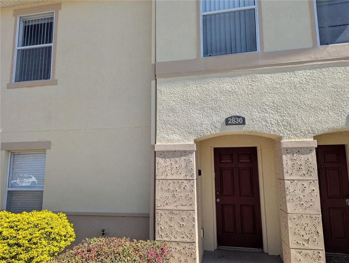 Image No.1-4 Bed Townhouse for sale